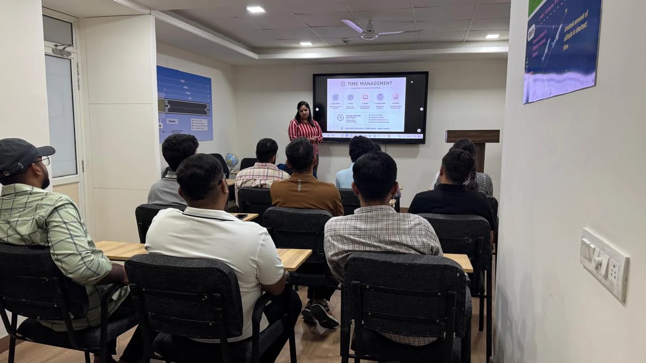 Major Chhavi Sharma, Founder of Sky Mentors Academy, leading a time management session with pilot cadets